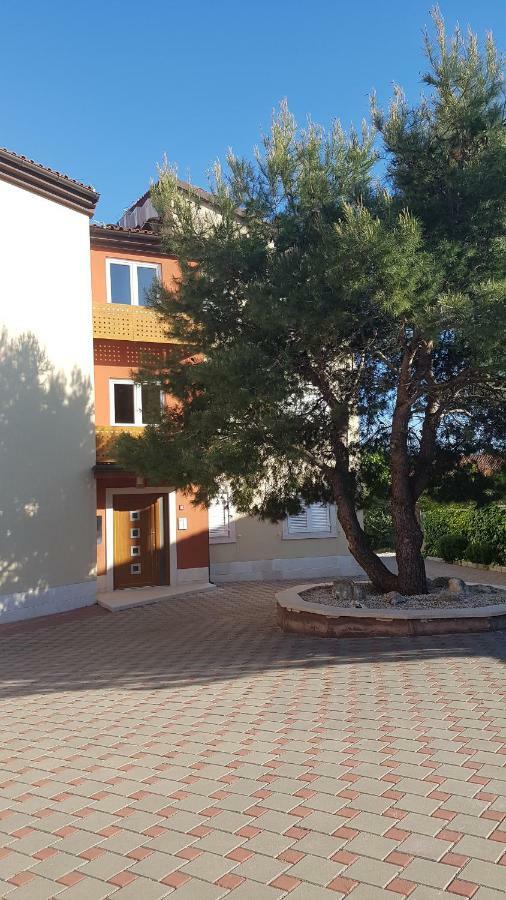 Villa Alice App2 Лижнян Экстерьер фото